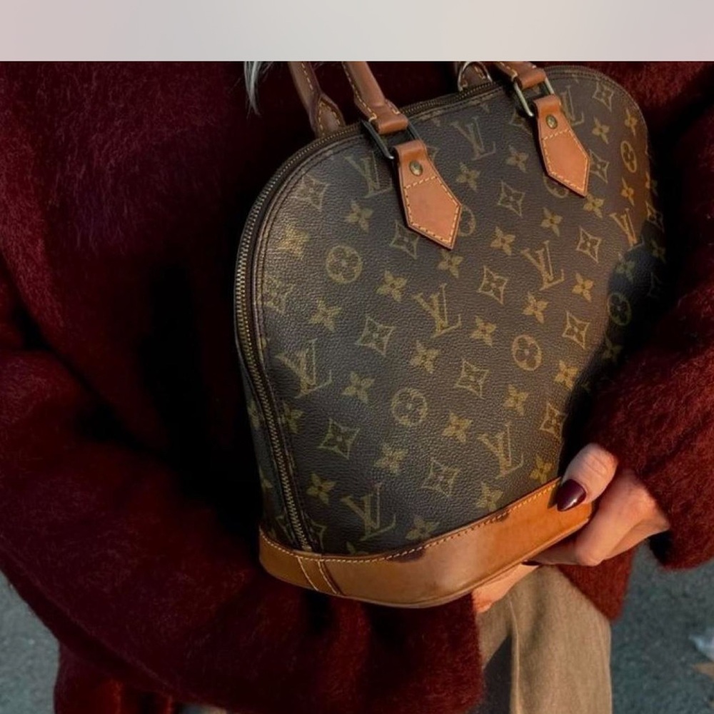 Louis Vuitton Brown Canvas with Tan Leather Interior Tag